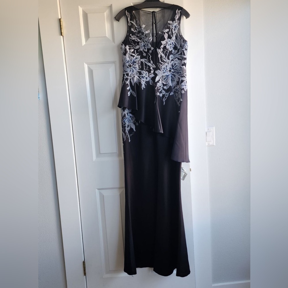 Teri Jon by Rickie Freeman Embroidered Peplum Gown, Size 8 - Picture 3 of 6